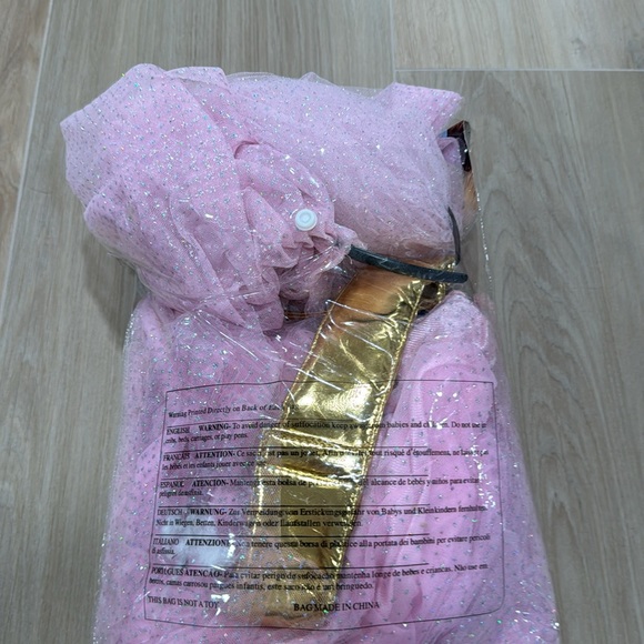 Coming to America, Lisa costume - Picture 3 of 3